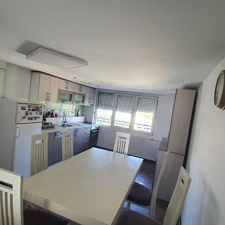 Spacious Apartment Skopje Eksteriør bilde